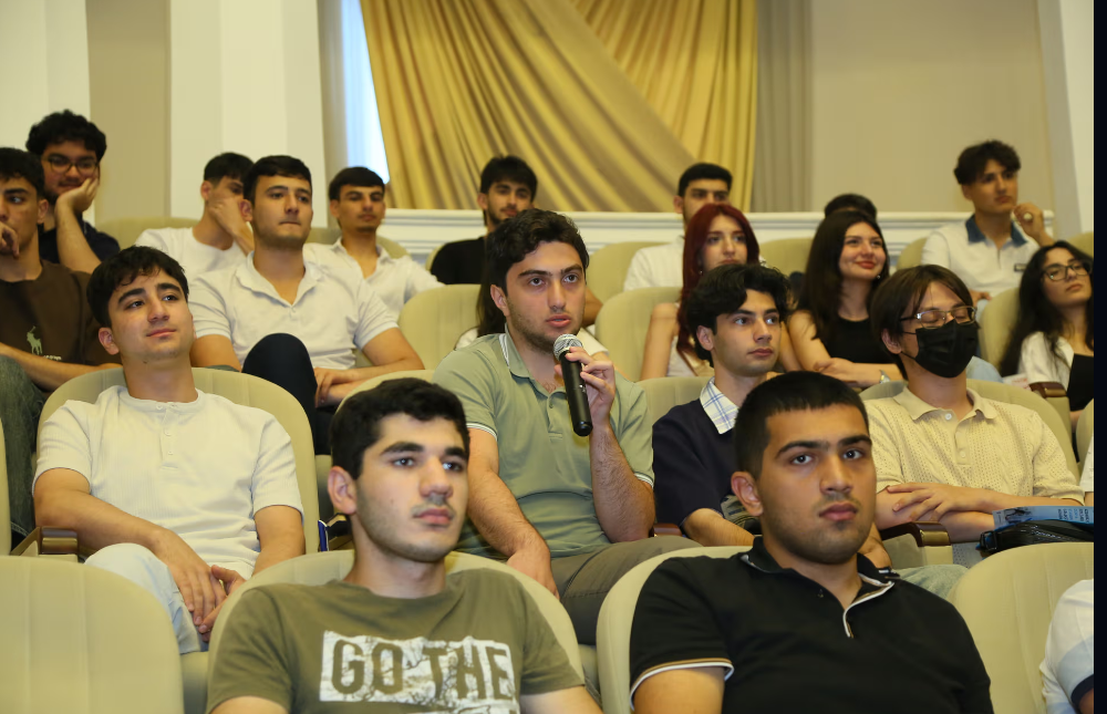 AzTU-da “Açıq qapı” günü keçirilib - FOTOLAR